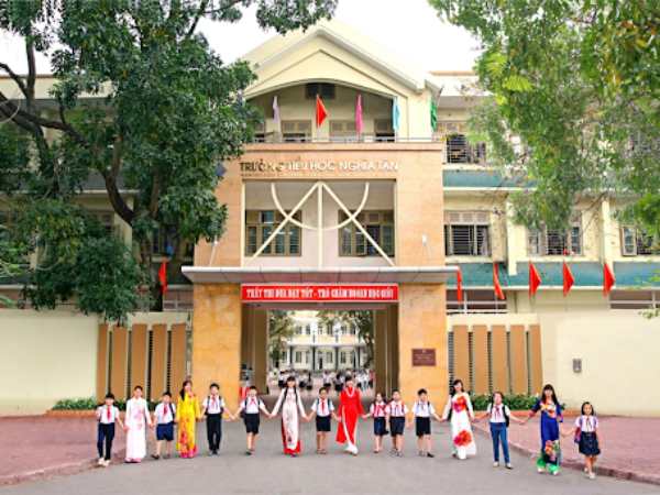 Nằm mơ thấy trường học cũ